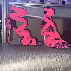 Jessica Simpson heels